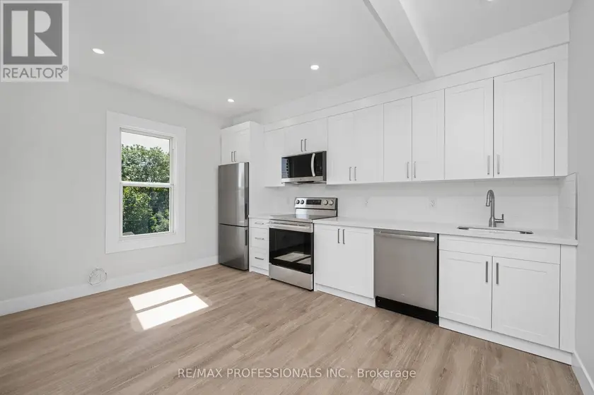 Multiplex at #2 - 388 WILSON STREET, Hamilton