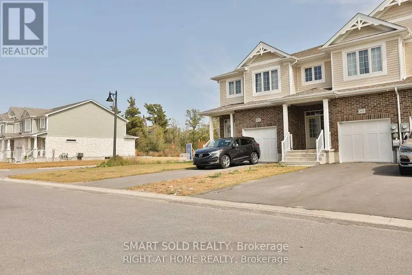 Townhouse at 1634 TENLEY DRIVE