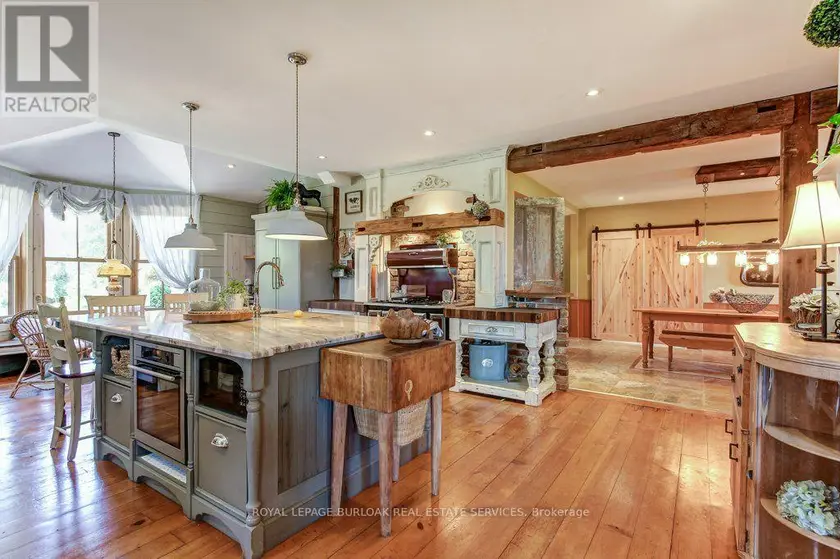 Detached at 2108 WESTBROOK ROAD, Hamilton