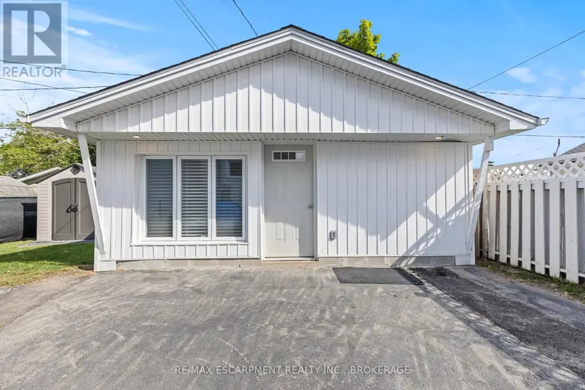 Detached at UNIT 2 - 362 GATFIELD AVENUE, Welland