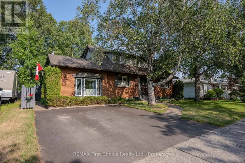 Detached at 160 WHALEN STREET, Thunder Bay