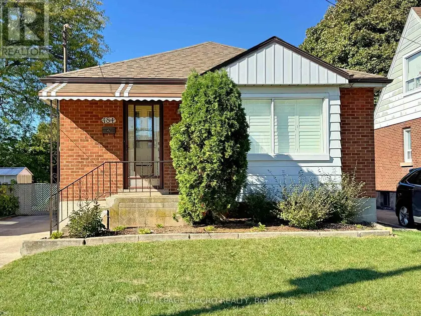 Detached at 184 EAST 35TH STREET, Hamilton
