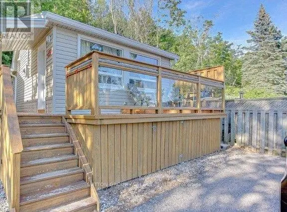 Detached at 439 EDITH CAVELL BOULEVARD, Central Elgin