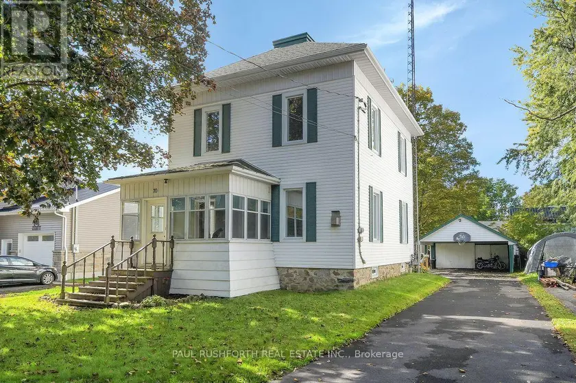 Detached at 70 ALBERT STREET, North Dundas