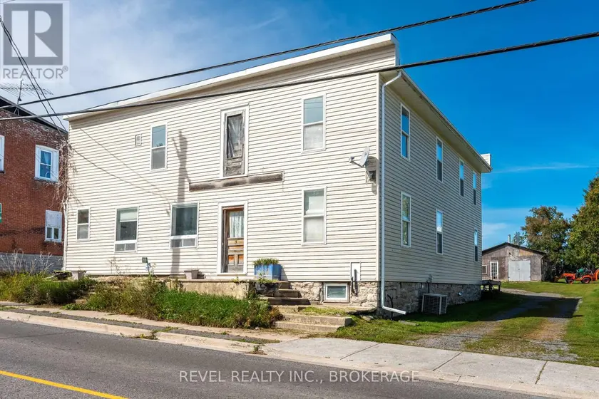 Detached at 2939 COUNTY RD 14 ROAD E, Stone Mills