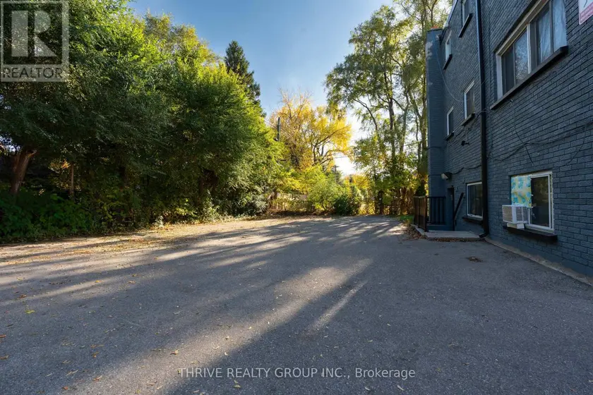 Multiplex at 3 - 153 GODFREY DRIVE E, London East