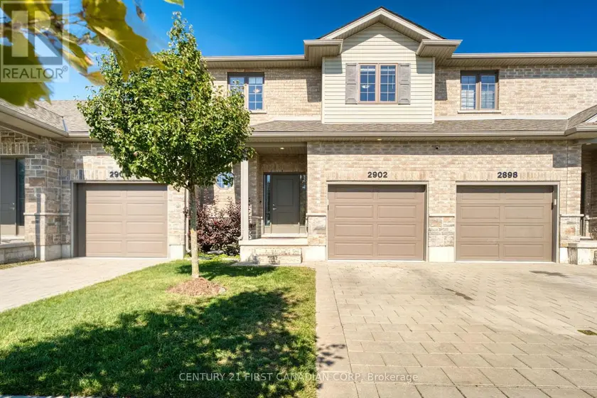 Townhouse at 47 - 2902 TOKALA TRAIL, London North