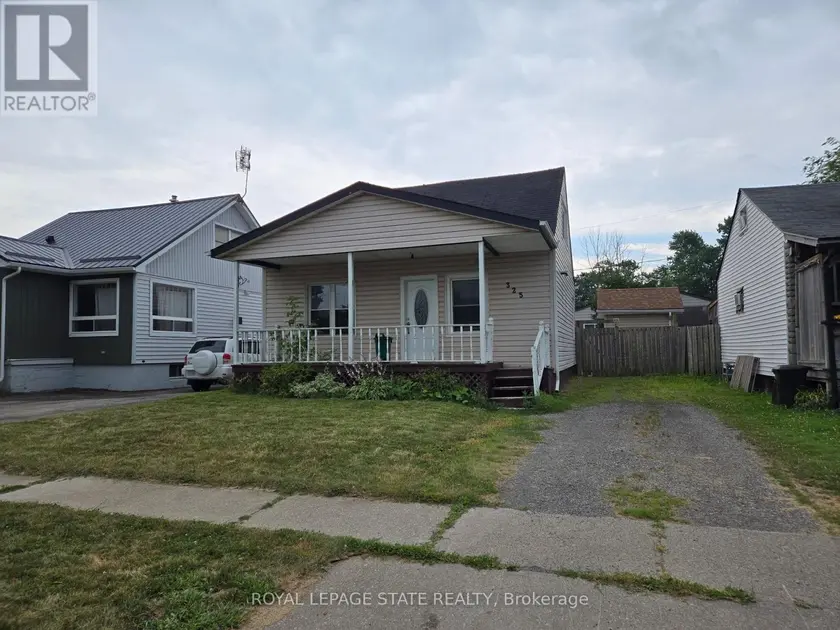 Detached at 325 SIMPSON AVENUE, Welland