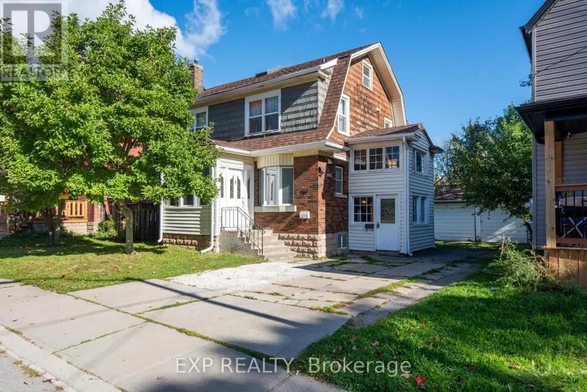 Multiplex at 4613 RYERSON CRESCENT, Niagara Falls