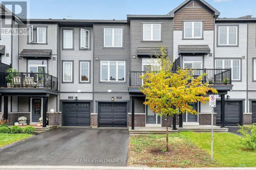 Townhouse at 131 ATTWELL PRIVATE, Ottawa