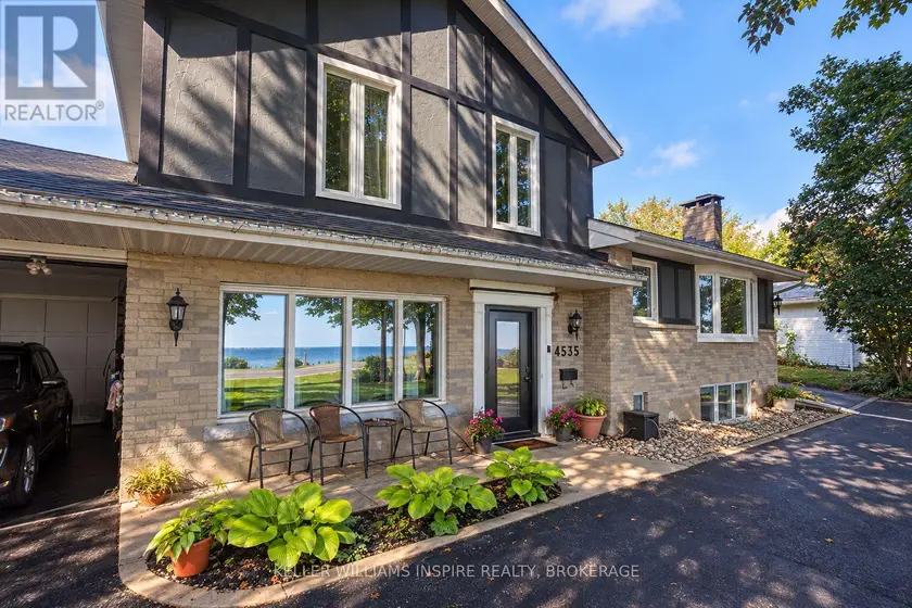 Detached at 4535 BATH ROAD, Loyalist