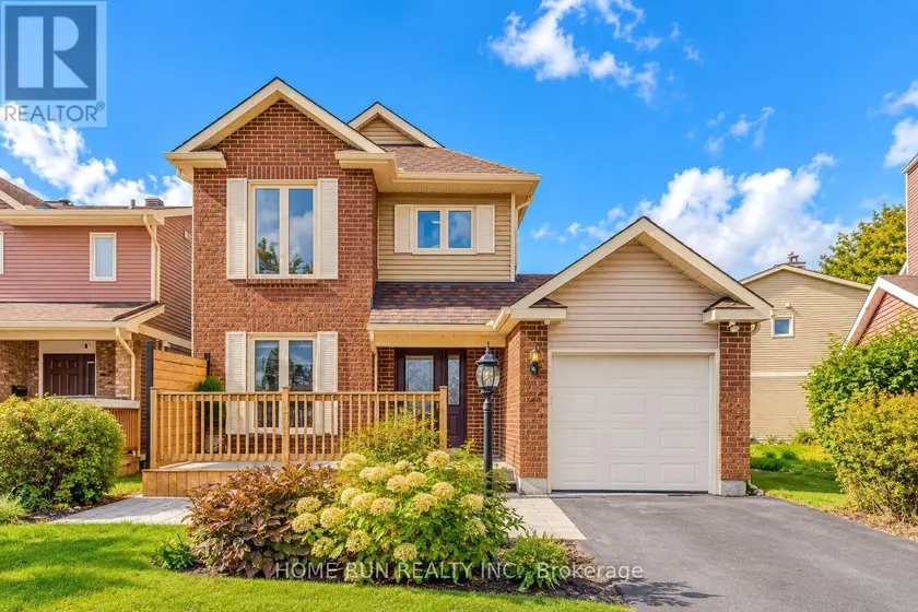 Detached at 57 FAIR OAKS CRESCENT, Ottawa