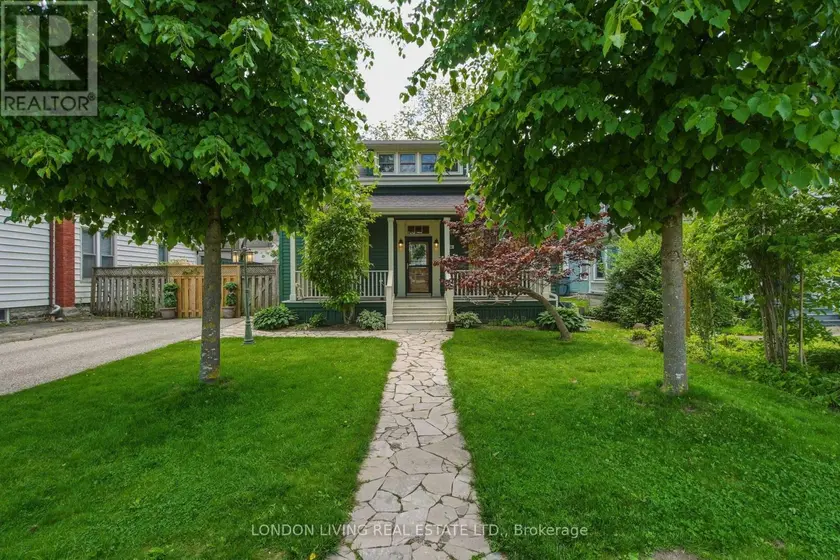 Detached at 24 CENTRE STREET, St. Thomas