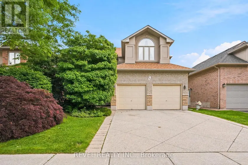 Detached at 207 VALRIDGE DRIVE, Hamilton