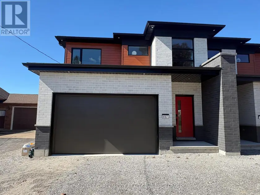 Semi-Detached/Link at 657 CLARE AVENUE, Welland