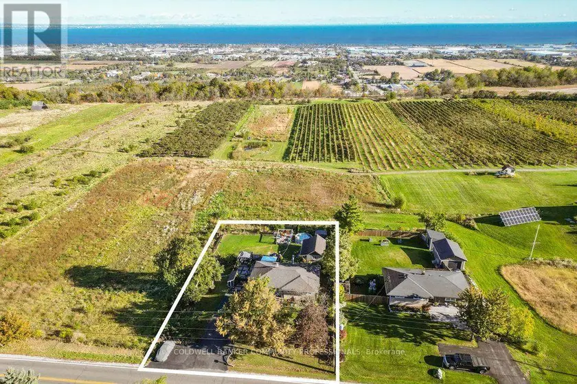 Detached at 919 RIDGE ROAD, Hamilton