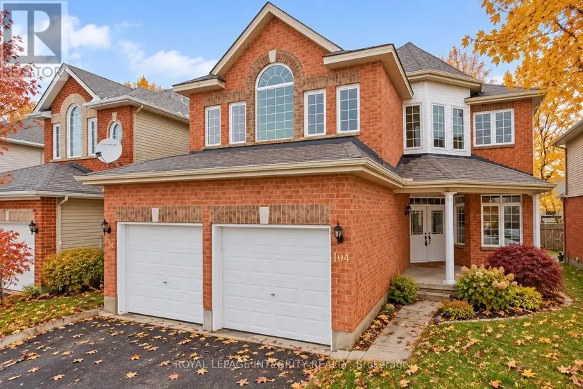 Detached at 104 WHITESTONE DRIVE, Ottawa