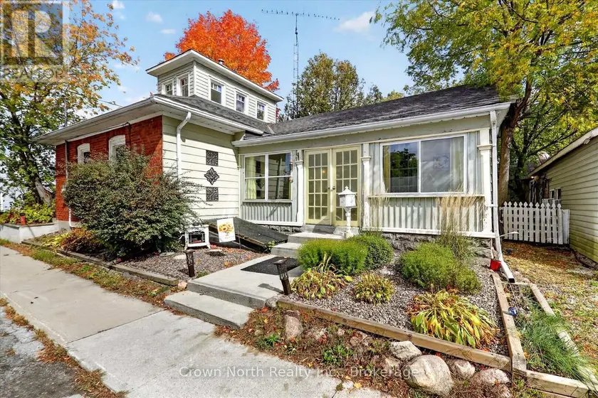 Detached at 132 GLENGARRY ROAD, Kawartha Lakes