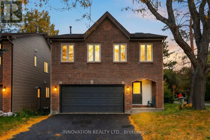 Detached at 2 HACKETT STREET, Ottawa