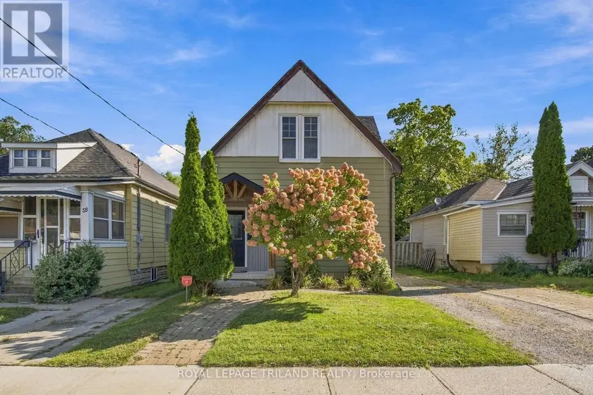 Detached at 54 HUME STREET, London East