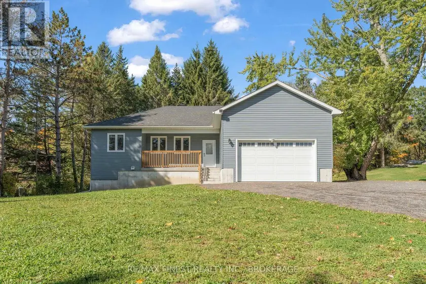 Detached at 5082 HIGHWAY 15, Kingston