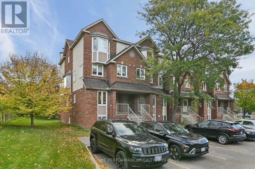 Townhouse at 6 - 266 BRISTON PRIVATE, Ottawa