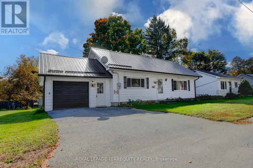 Detached at 17 DONALD STREET, Havelock-Belmont-Methuen