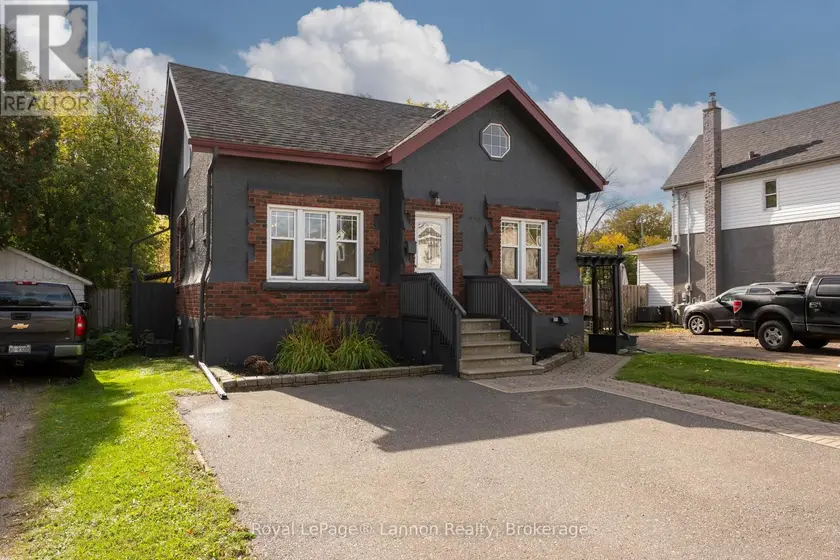 Detached at 234 AMELIA ST STREET E, Thunder Bay