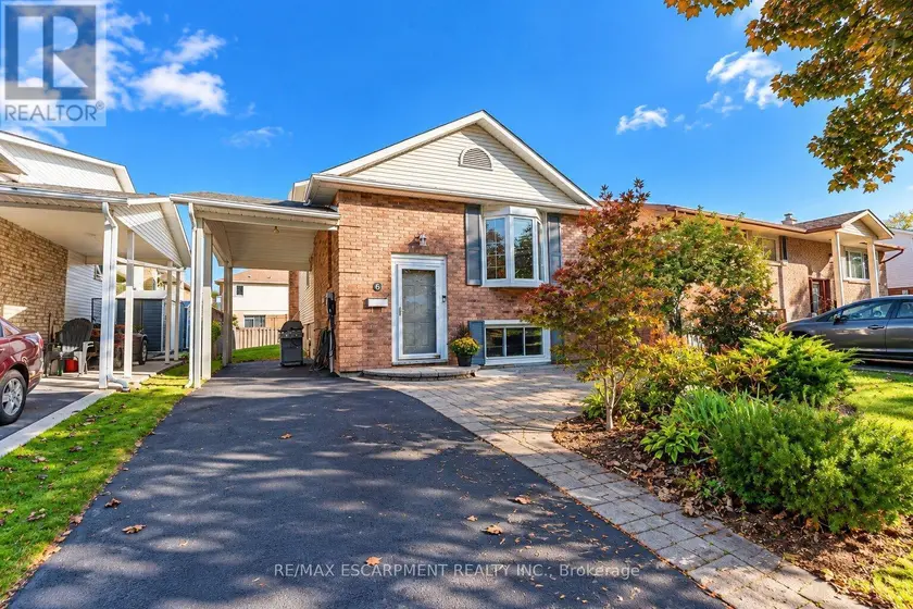 Detached at 6 SANDRA CRESCENT, Grimsby