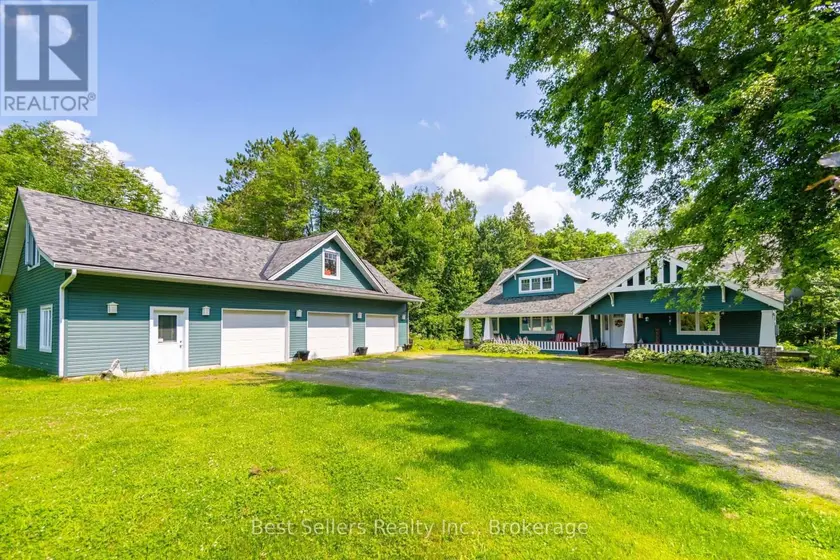 Detached at 1622 HOUSEYS RAPIDS ROAD, Gravenhurst