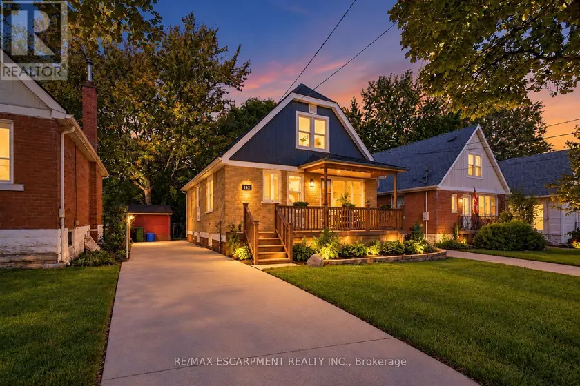 Detached at 284 EAST 21ST STREET, Hamilton