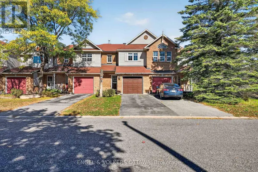 Townhouse at 12 KALBROOK STREET, Ottawa