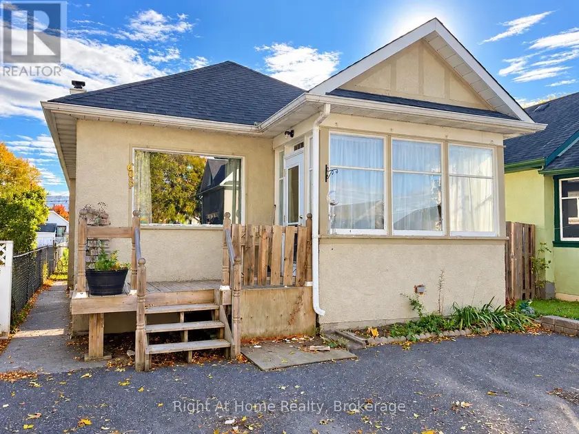 Detached at 608 MARKS STREET S, Thunder Bay