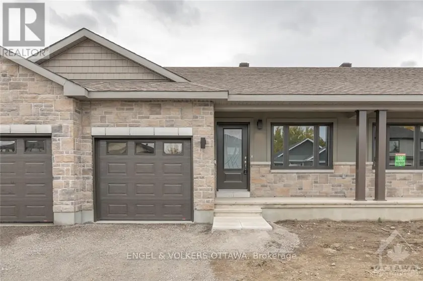 Townhouse at 102 SEABERT DRIVE, Arnprior
