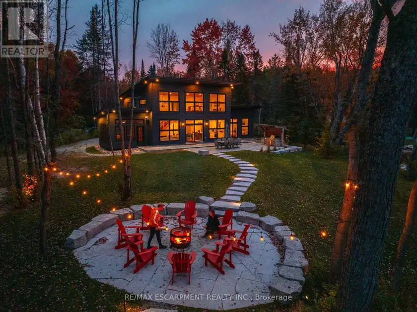 Detached at 575 SELENA DRIVE