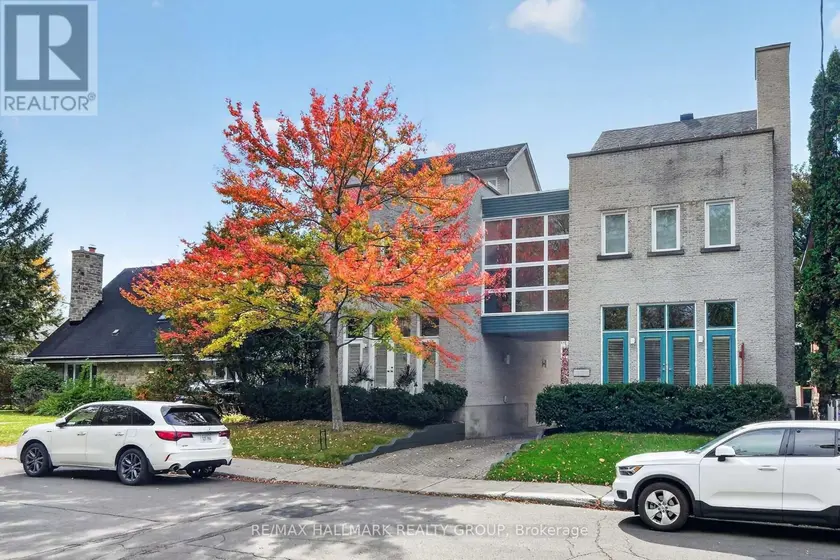 Semi-Detached/Link at 2 - 121 MACKAY STREET, Ottawa