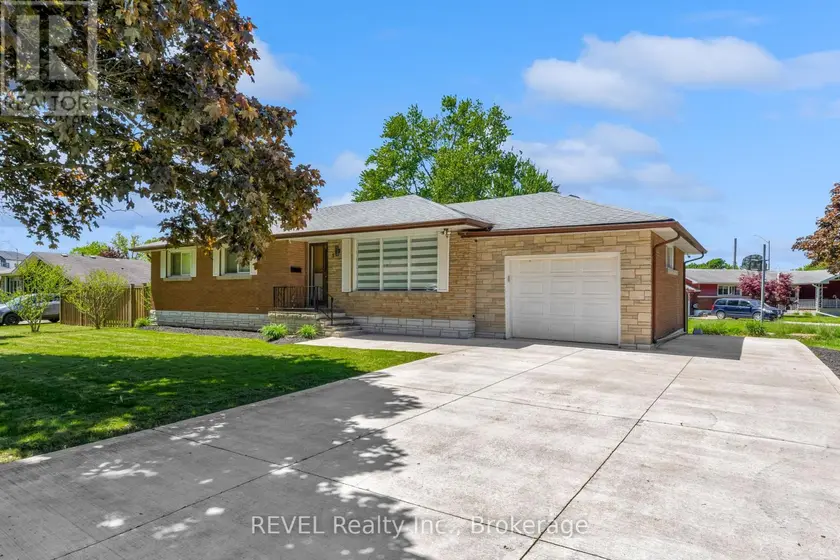 Detached at 5 ARMOUR DRIVE, Welland
