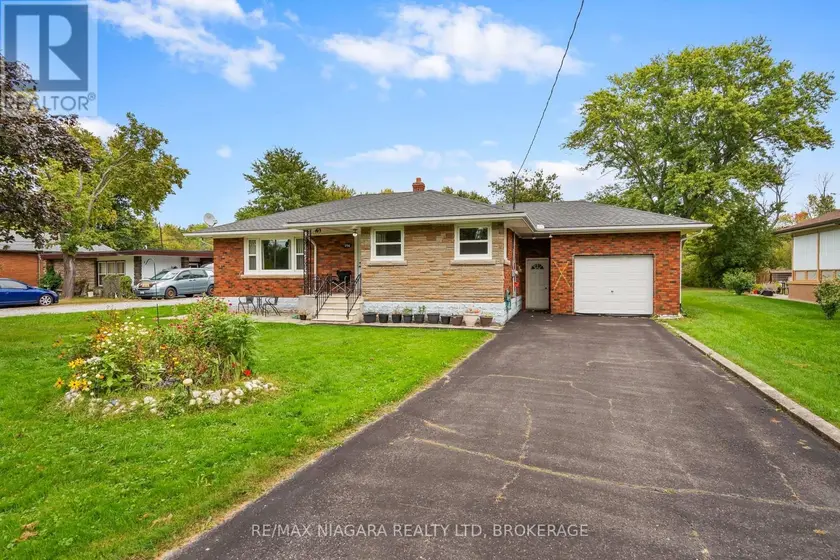 Detached at 256 KINGSWAY STREET, Welland