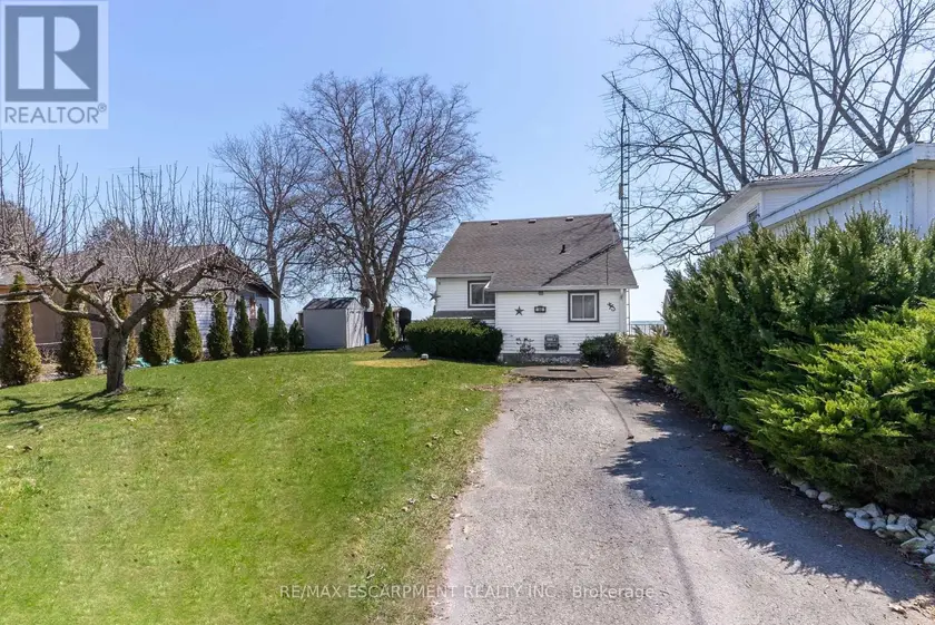 Detached at 38 LAKE ROAD, Haldimand