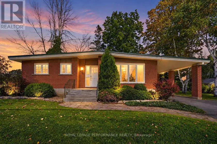 Detached at 2761 ROSS AVENUE, Cornwall
