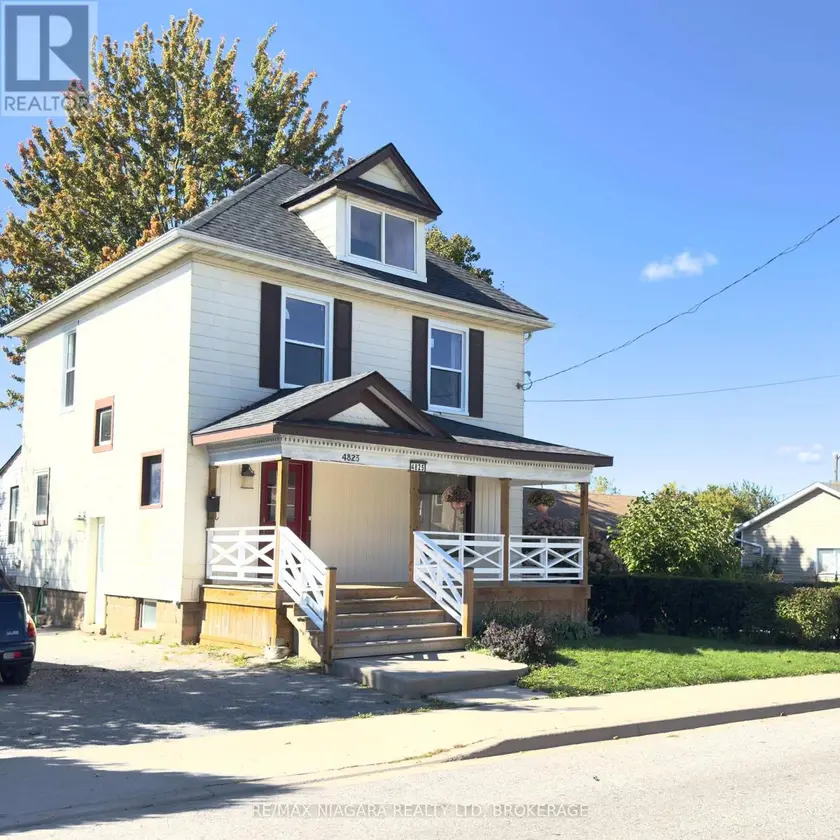 Detached at 4825 CRYSLER AVENUE, Niagara Falls