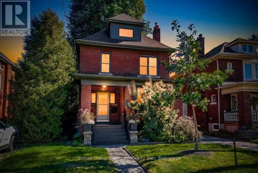Detached at 43 ROSSLYN AVENUE S, Hamilton