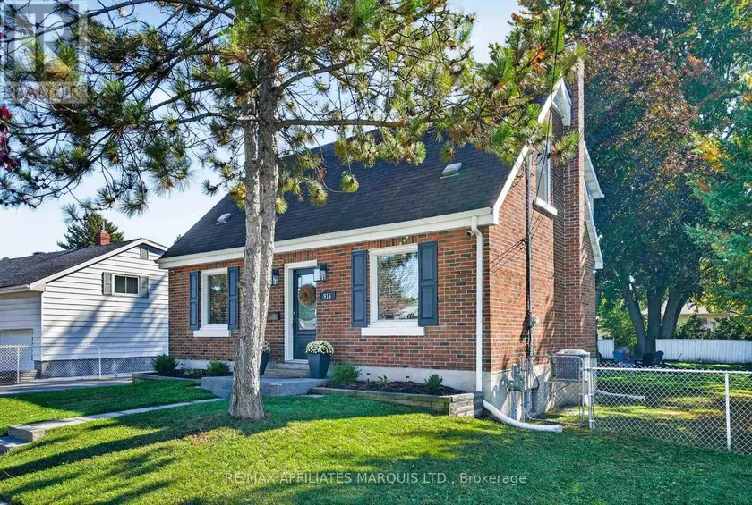 Detached at 916 LEONARD AVENUE, Cornwall
