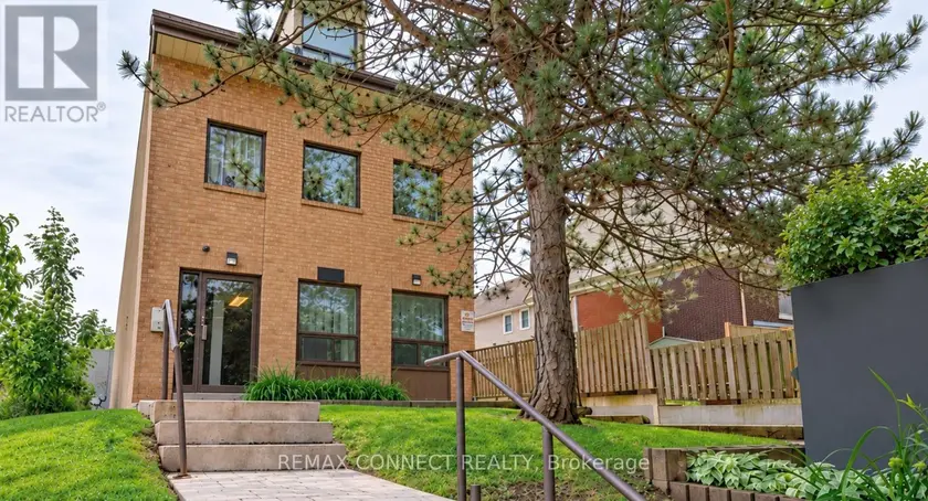 Apartment at 303 - 4872 VALLEY WAY, Niagara Falls
