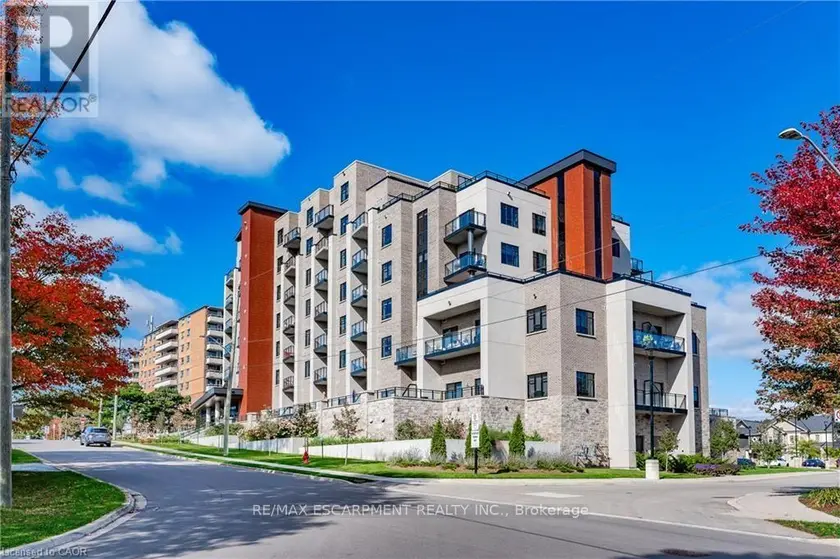 Apartment at 304 - 30 HAMILTON STREET S, Hamilton