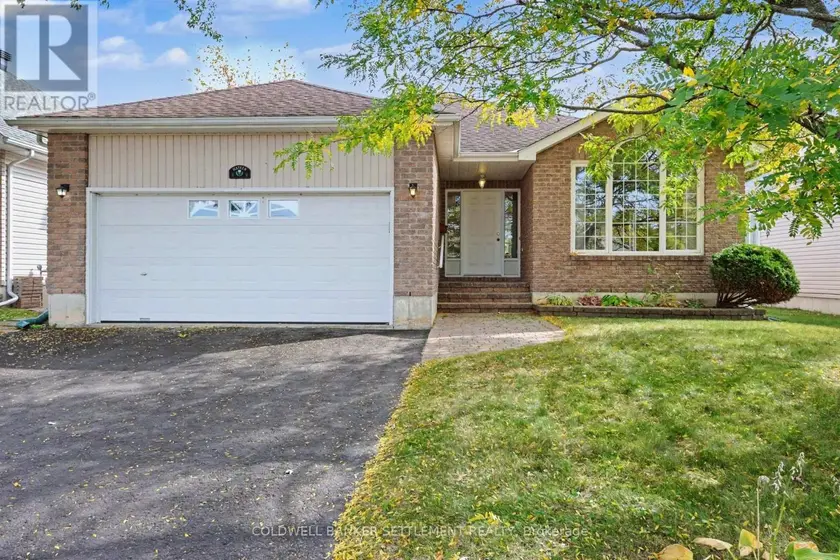 Detached at 16 ANTONIO WAY, Perth