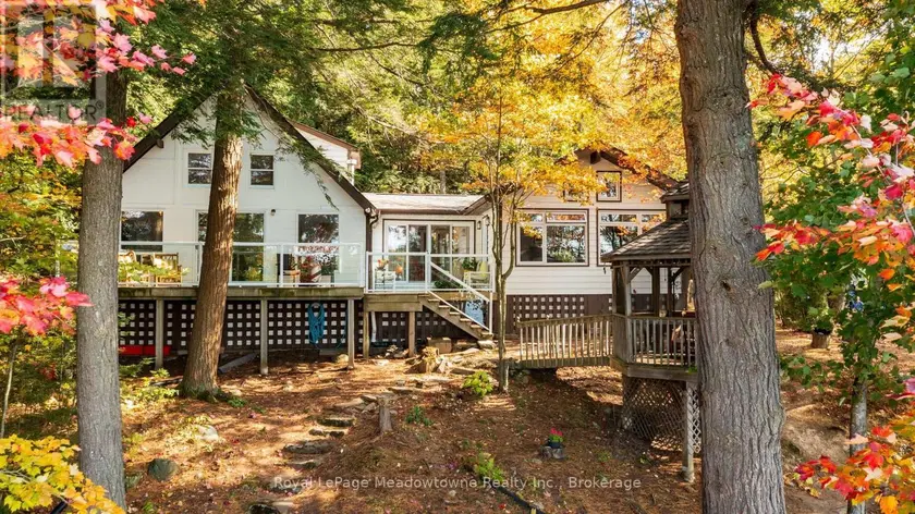 Detached at 6 CHANNELVIEW ROAD, McMurrich/Monteith