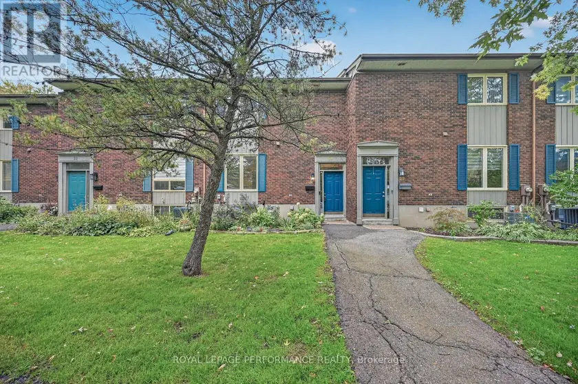 Townhouse at 30 VIEWPOINTE PRIVATE, Ottawa