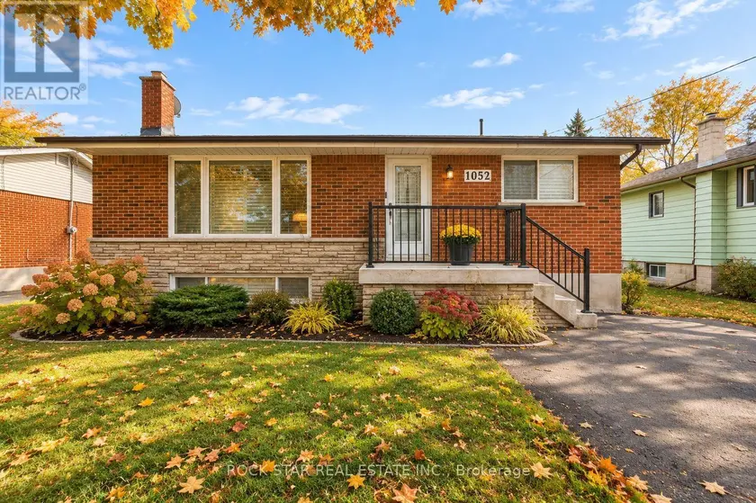 Detached at LOWER - 1052 FENNELL AVENUE E, Hamilton