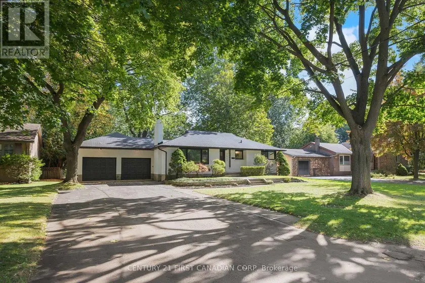 Detached at 1492 NORTH VERNON AVENUE, London North